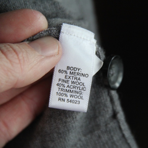 Banana Republic Grey Merino Extra Fine Wool Vest - Picture 7 of 8